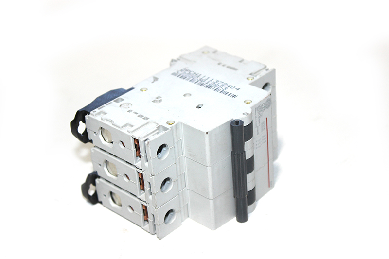 Предохранитель S 303 C-25